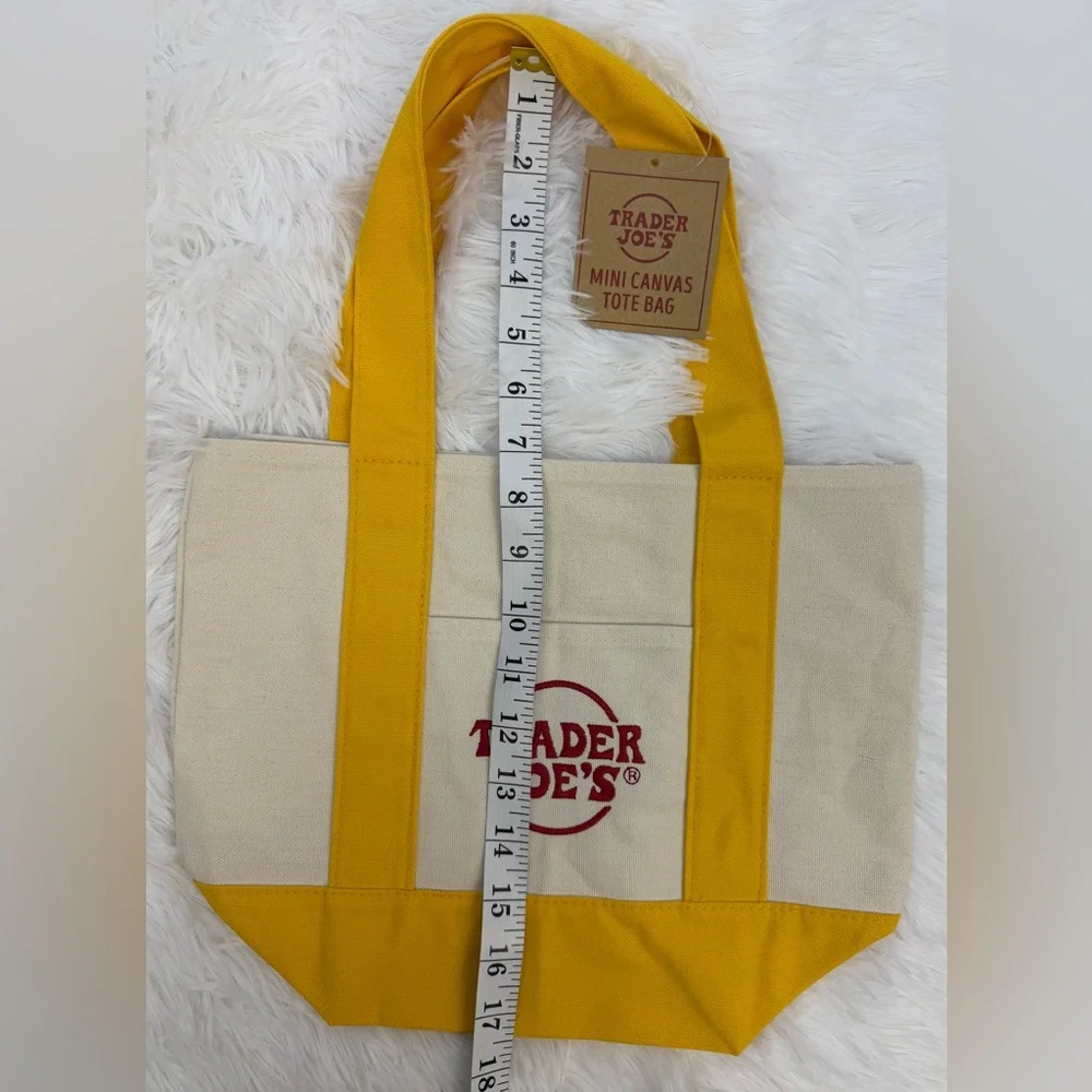Trader Joe's Canvas Set Large Tote Green & Mini Tote Yellow NWT - Picture 13 of 15